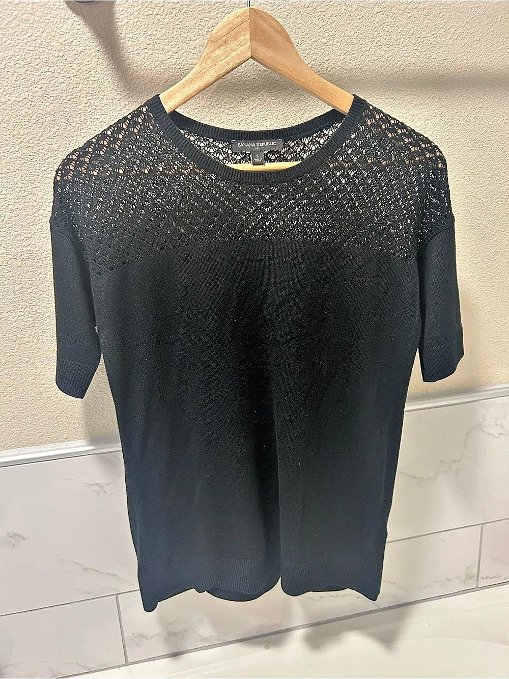 Banana Republic Black Short Sleeve Top